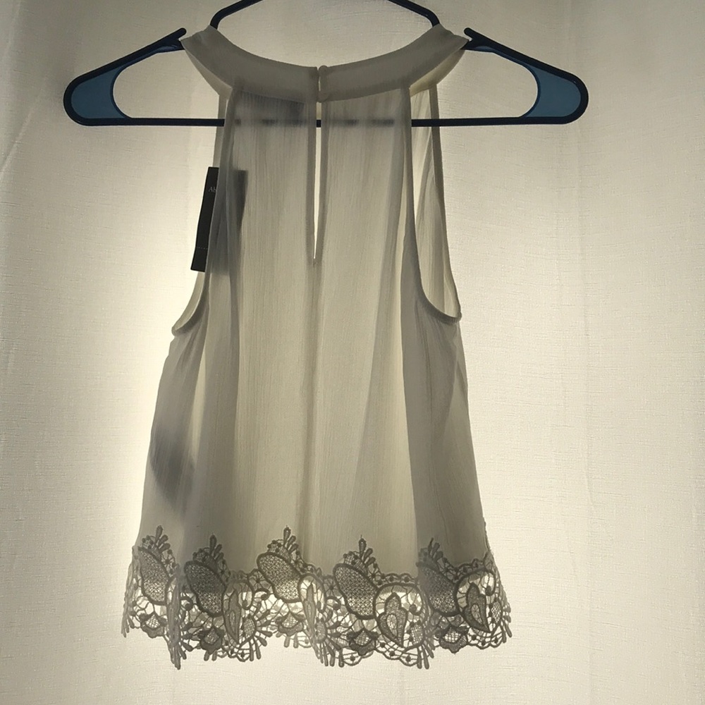 white tank top with lace - Picture 2 of 2